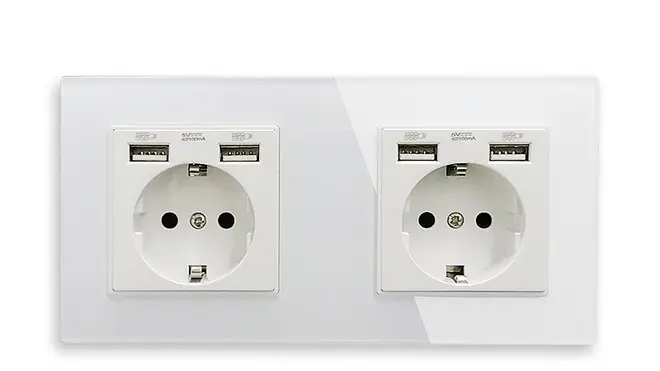 Розетка двойная цельная белая с USB разъемом DS-172-U2-W(70)